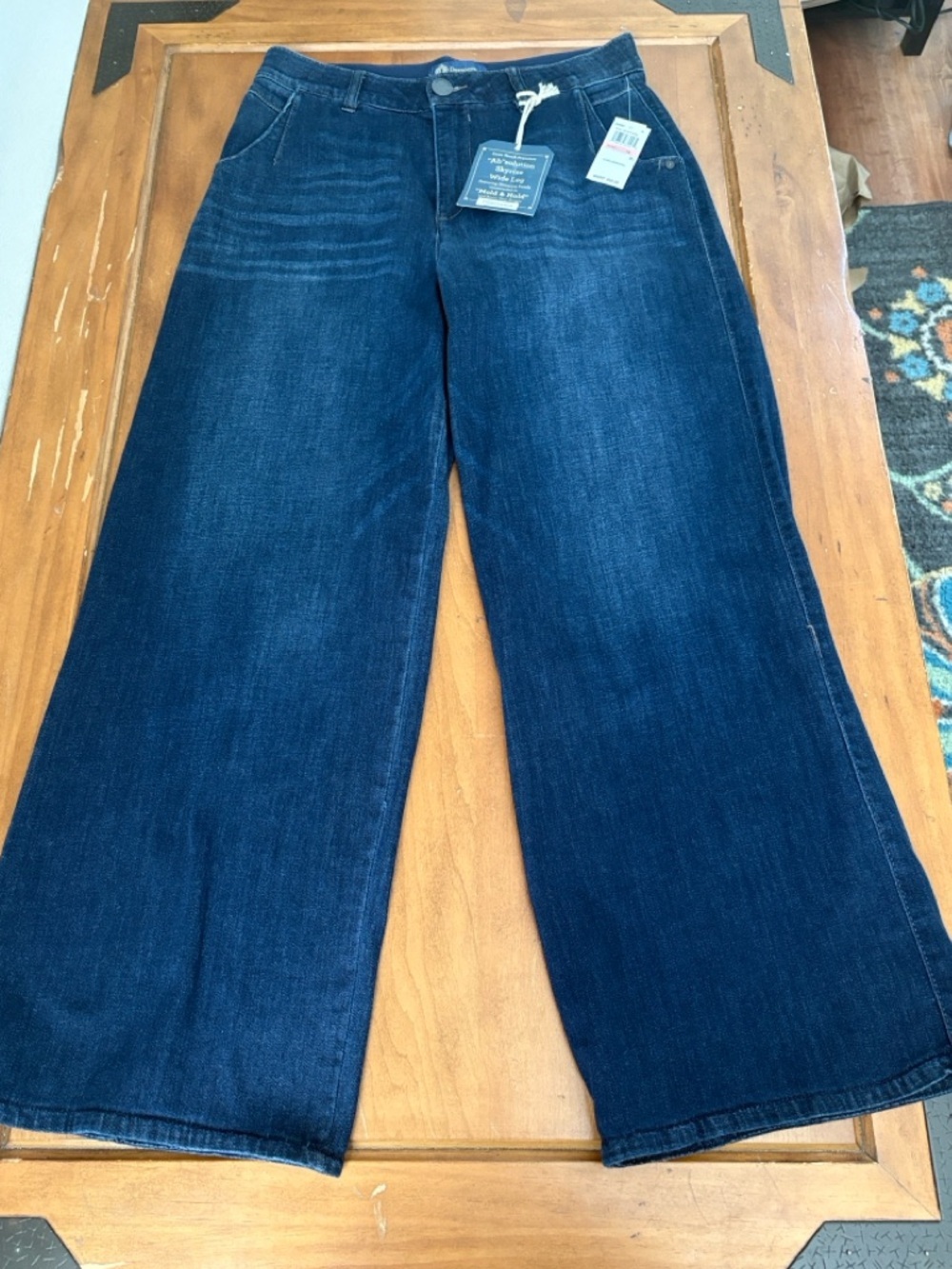 Democracy NWT AbSolution Sky Rise Wide Leg Jeans Size 10